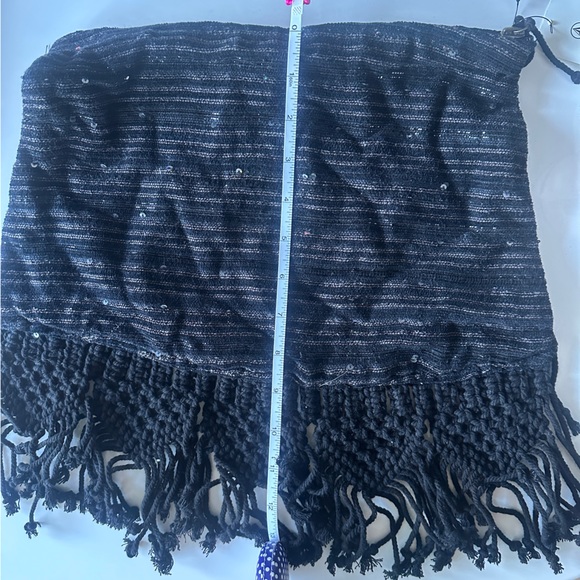 NWT Volcom Black Sequin Crochet Clutch Purse - Picture 3 of 7